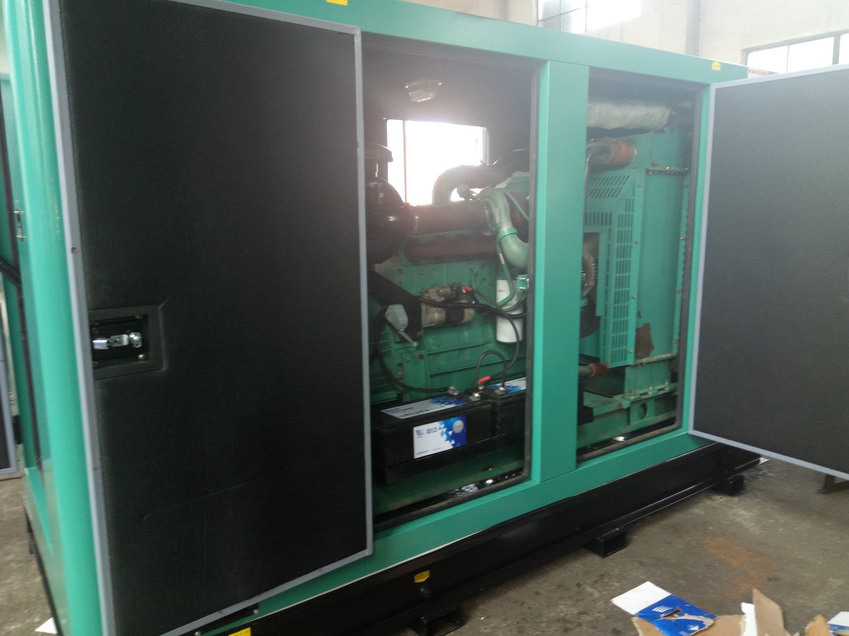 康明斯200KW柴油发电机组出租